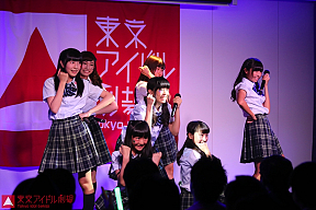 トーキョー夢ぴよ組定期公演の様子