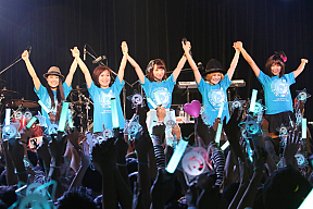 飯田里穂ソロライブより