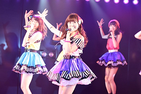 AKB48 チームB (C)AKS