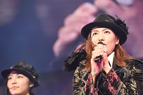 『AKB48 グループリクエストアワー セットリストベスト 100 2016』より、宮澤佐江　(C)AKS