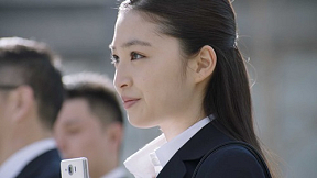 上西星来出演 三井住友銀行CM「新社会人」篇より