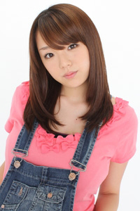 篠崎愛 (C)シャイニングウィル