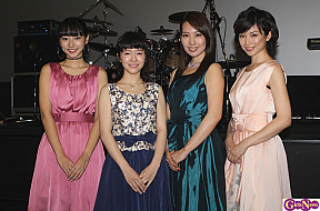 映画『TOKYO CITY GIRL 2016』初日舞台挨拶。（左から）武田玲奈、飯田祐真、増田有華、高見こころ。