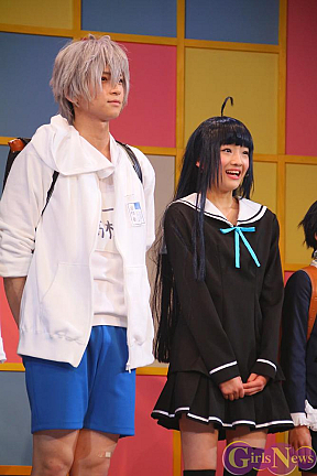 荒牧慶彦（左）・奥田こころ（右）