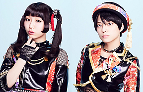 ベイビーレイズJAPAN 左から、大矢梨華子、高見奈央