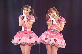 「STRAWBERRY PUNCH特別公演より