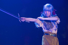 舞台『クジラの子らは砂上に歌う』より