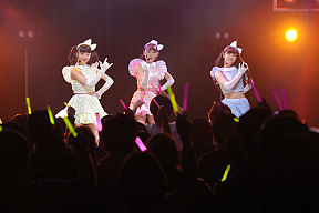 映画『トウキョウ・リビング・デッド・アイドル』より“TOKYO27区”