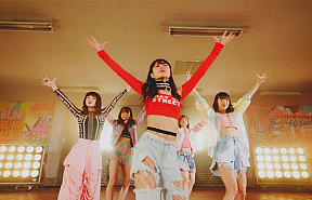 『Bangin’』MVより