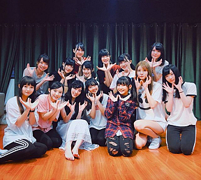 松井珠理奈とTPE48メンバーとのコラボショット