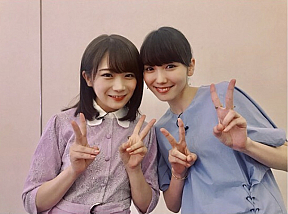 秋元真夏、飯豊まりえ