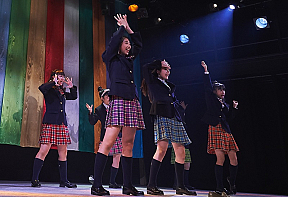 「ローファーズハイ!!」ステージより