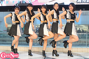 こぶしファクトリー　（左から）広瀬彩海、浜浦彩乃、野村みな美、井上玲音、和田桜子