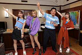 SKE48と河村たかし市長。