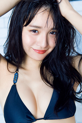 浅川梨奈