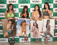左から☆HOSHINO、葉月あや、仲村美海、薄井しお里