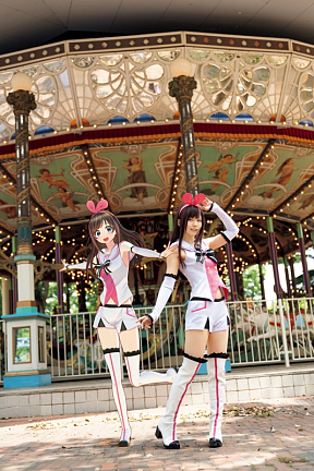 キズナアイ、えなこ