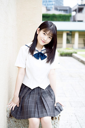 北川莉央ファースト写真集『First Time』より