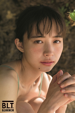 「井桁弘恵1st写真集（仮）」（東京ニュース通信社刊）