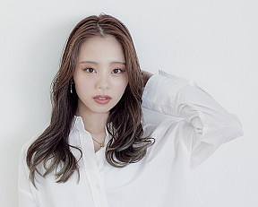 真洋（mahiro）　(c)2021 Zest,Inc.