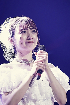 渡邉幸愛卒業ライブ~ Happy Love Bloom~より