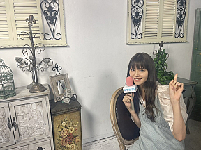 鈴木ゆうか　「ZIP!」収録時オフショット