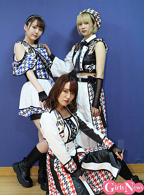 （上段）古谷柚里花　、工藤菫、（下段）関根梓