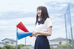 黒嵜菜々子　　撮影：佐藤 裕之