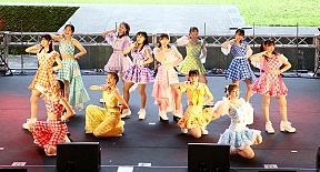 「つばきファクトリーの夏祭り 2022 ~灼熱~」より