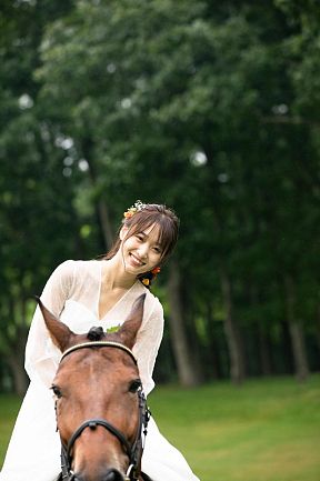 菅井友香(c)細居幸次郎／集英社