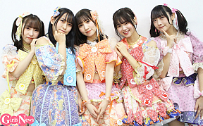 FES☆TIVE (左から)髙木、辻、青葉、土光、八木