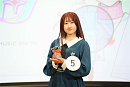 「MUSIC ON! TV賞」ロンロンさん　(C)美少女図鑑