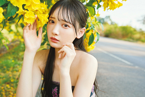 「≠ME鈴木瞳美1st写真集 ひとめぼれ』（講談社）より　撮影：熊木優