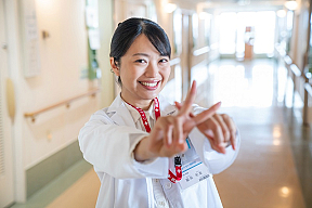 脇坂和美役／北原里英