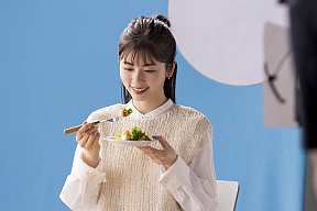 「日清アマニ油」 CM 『オメガ3を知ろう』篇より