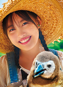 アンジュルム 後藤花、初のソロ写真集発売「一緒に旅をしている感覚で