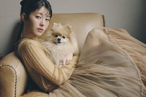 『浜辺美波カレンダー2026.04-2027.03』より