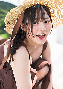 白濱美兎『旬撮GIRL Vol.28』より