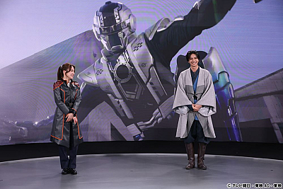 左から、入山杏奈・赤羽流河