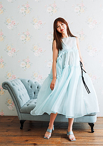 松本日向デジタル限定写真集『LUMINOUS』より