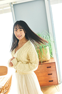 『SPA!デジタル写真集 本多もか「二人だけの秘密」』 より