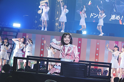 「地頭江音々 卒業コンサート ～愛され天使に駆け込みのI Love You～」より