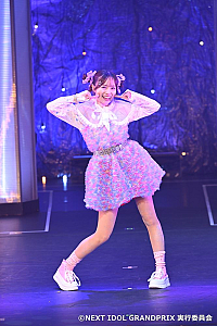 Runway_Toi Toi Toi-fav me-Zipper専属モデル -ライバー