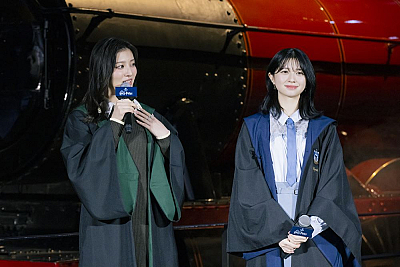 吉川愛（左）と桜田ひより