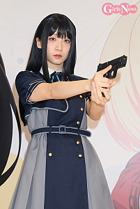 伊織もえ