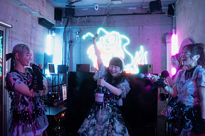 「X2 TOUR Vol.2 [Audience : 8]」より