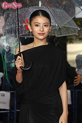 出口夏希
