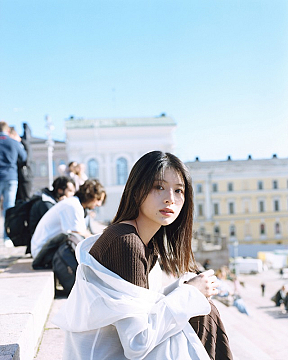出口夏希 2nd写真集&カレンダー先行カット